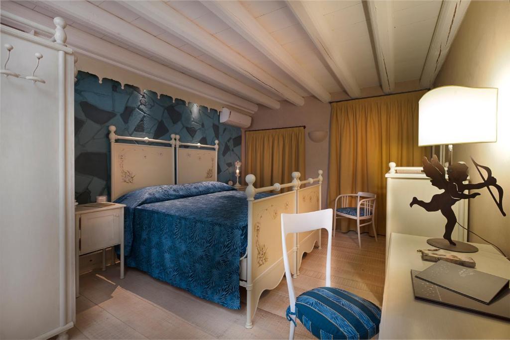 Boutique Hotel Villa Dei Campi Gavardo Habitación foto